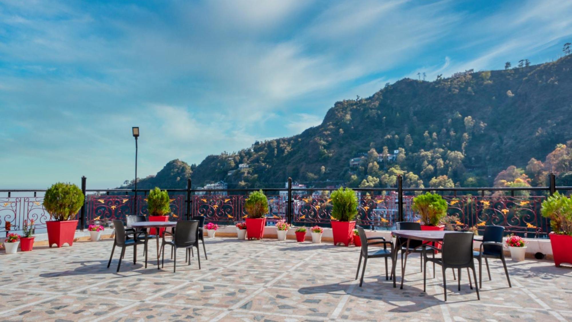 Basera Hotel Mussoorie Exterior foto